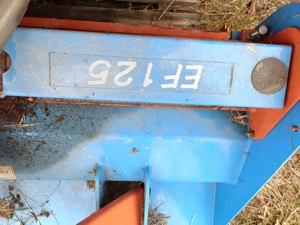 Tocator resturi vegetale