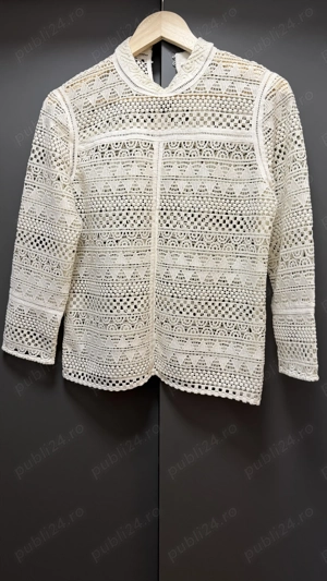 Bluză cu etichetă din dantelă croșetată Mango, culoarea bej, mărimea M