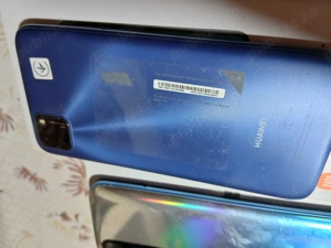 Vand 2 telefoane folosite in stare de functionare