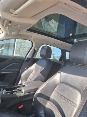 vind Jaguar F Pace 2000 d .An fabricatie 2017 .