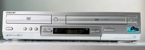 Sony SLV-D910E DVD VHS Video recorder Combo Player receiver