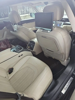 Maserati Quattroporte GTS v8 530 cai - imagine 8