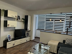 Inchiriez in regim hotelier apartament 