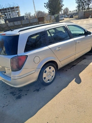 Opel Astra H Station Wagon 2006 - imagine 3