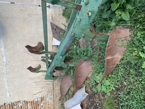 Vand plug sau schimb cu cositoare - imagine 3