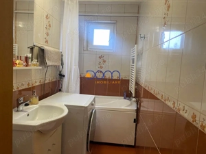 De vanzare apartament renovat si utilat - imagine 14