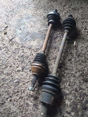 Dezmembrez Dacia Logan facelift, an 2010 - imagine 5