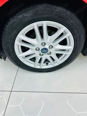 FORD FOCUS - imagine 9