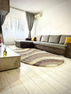 Lipovei | 3 Camere | Decomandat | Etaj Intermediar.