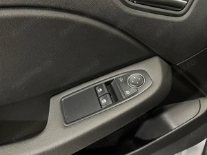 Renault Clio - imagine 18