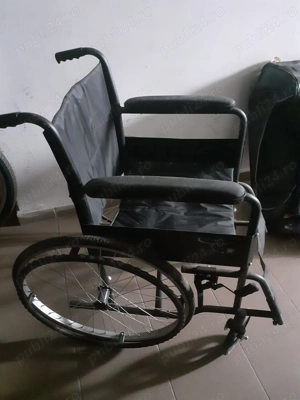 Carucior persoana cu disabilitati 