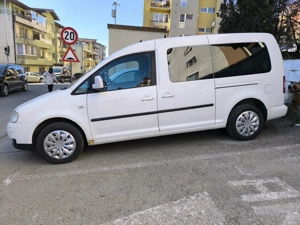 Caddy Maxi 7 locuri 