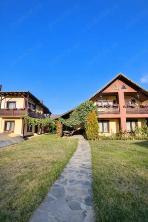 Proprietate completă gata de mutat: casă + 2 apartamente + piscină, curte  - imagine 4