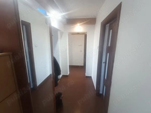 Schimb Apartament 3 cam. dec., Tiglina 2, bloc B5, zona foarte linistita - imagine 3