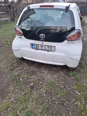 Vând auto Toyota Aygo an 2010 benzina gpl