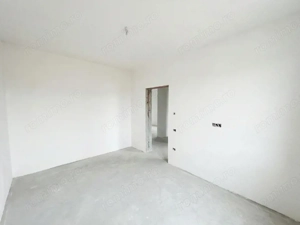 Duplex 5 camere - 365 mp teren - Asfalt - Pozitie ideala Mosnita - imagine 11