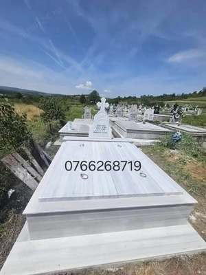 monumente funerare  - imagine 2