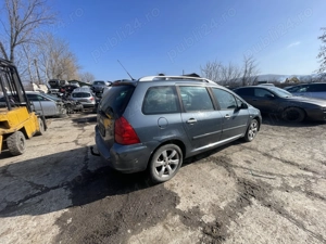 Dezmembrez Peugeot 307 SW 1.6 HDi 110Cp 80kW an 2005 Break Facelift - imagine 5