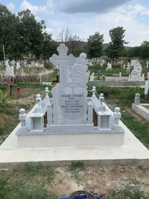 monumente funerare  - imagine 4