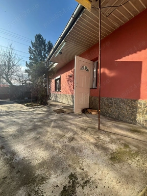 De vanzare casa cu 3 camere la 5 minute de Roman, mobilata și utilata, 58.000 euro neg