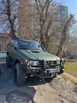 Nissan Patrol Y61 - imagine 4