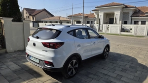 MG ZS EV Luxury Automat Acoperiș panoramic LED Piele 27000km!!!  ELECTRIC  - imagine 4