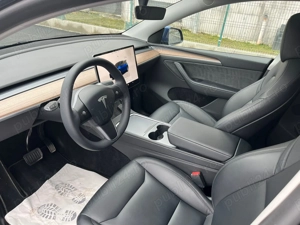 Tesla Model Y Dual Motor Long Range - imagine 6