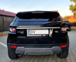 Range Rover Evoque   2.2 Diesel 150 CP, AWD Santorini Black - imagine 4