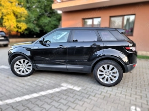 Range Rover Evoque   2.2 Diesel 150 CP, AWD Santorini Black