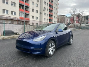 Tesla Model Y Dual Motor Long Range - imagine 2