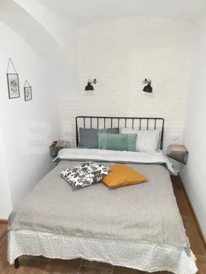 Studio cochet ultracentral - centrul istoric - mobilat și utilat