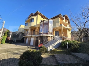 Vila ideala pentru locuința, clinica sau birouri! - imagine 2