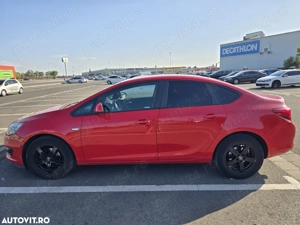 Opel Astra Sedan 1.4 Turbo - imagine 9