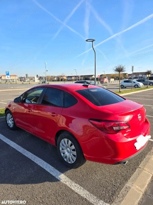 Opel Astra Sedan 1.4 Turbo - imagine 3