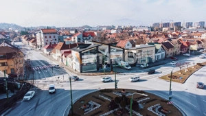 Spatiu comercial stradal vitrinat  Grivitei