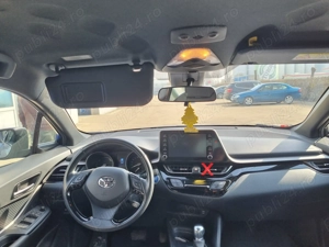 Toyota chr hibrid  - imagine 2