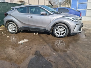 Toyota chr hibrid 
