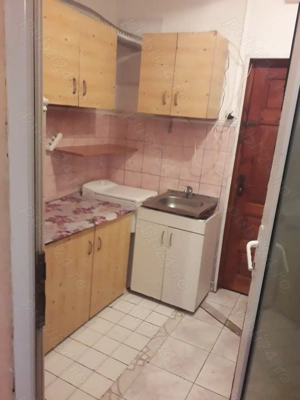 Propiretar inchiriez garsoniera - imagine 3