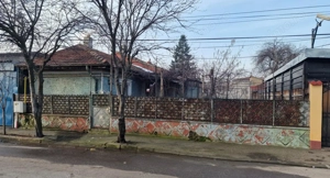 Casă cu teren generos de vânzare  Zona Colentina – Carrefour