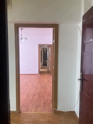Vand apartament , 3 camere , renovat , etaj 1 , zona Unic , central - imagine 19