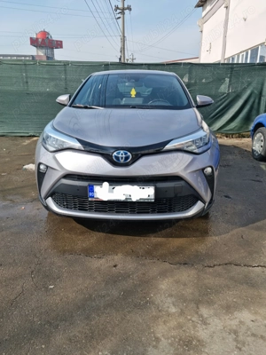 Toyota chr hibrid  - imagine 4