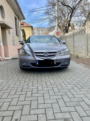Vând Honda Legend 3.5 l, V6 automată 4X4