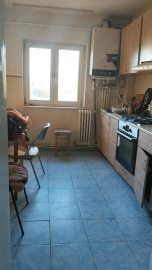 Închiriez apartament cu 3 camere pentru muncitori - imagine 4