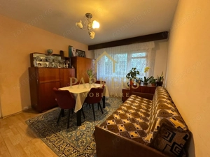 Apartament 3 camere semidecomandat de vanzare zona Manastur