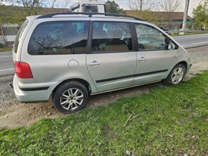 Dezmembrez  sharan 1.9 tdi 2004 - imagine 3