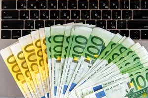 Oferim împrumuturi: investiții de până la 75.000.000 EUR cu termeni foarte simpli