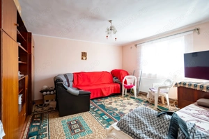 Casa de vanzare cu 2 camere si teren 1068 mp zona Renașterii - imagine 4