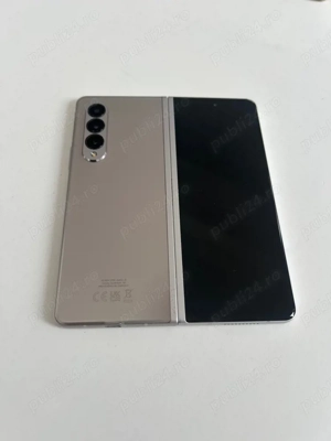 samsung Fold 3 silver stare f buna