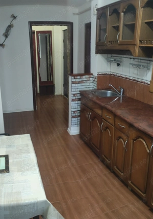 Închiriez apartament - imagine 7