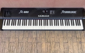 controler MIDI Fatar Studiologic SL-880 - imagine 5